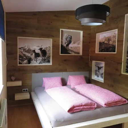 2 * Gries am Brenner
